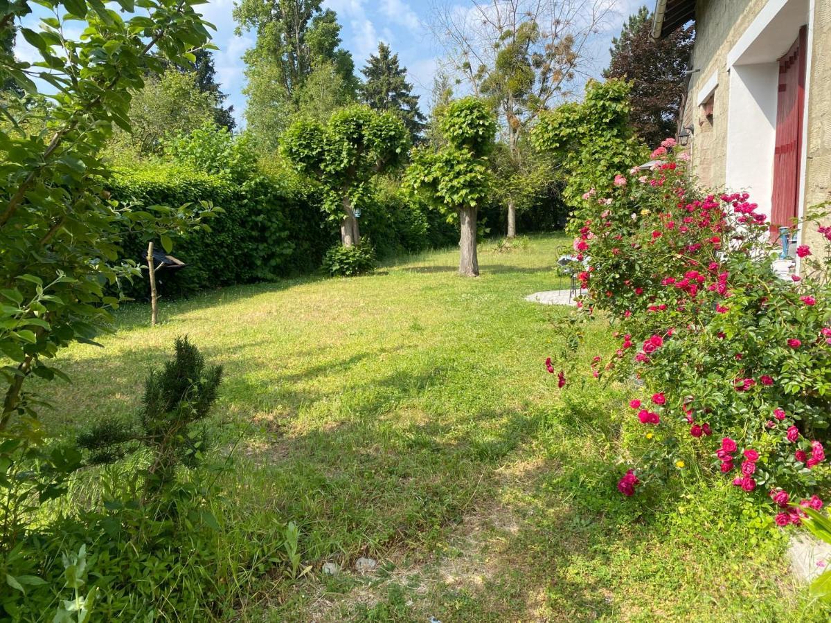 Méry-sur-Oise Studio Epicea Avec Jardin Dans Charmante Propriete מראה חיצוני תמונה